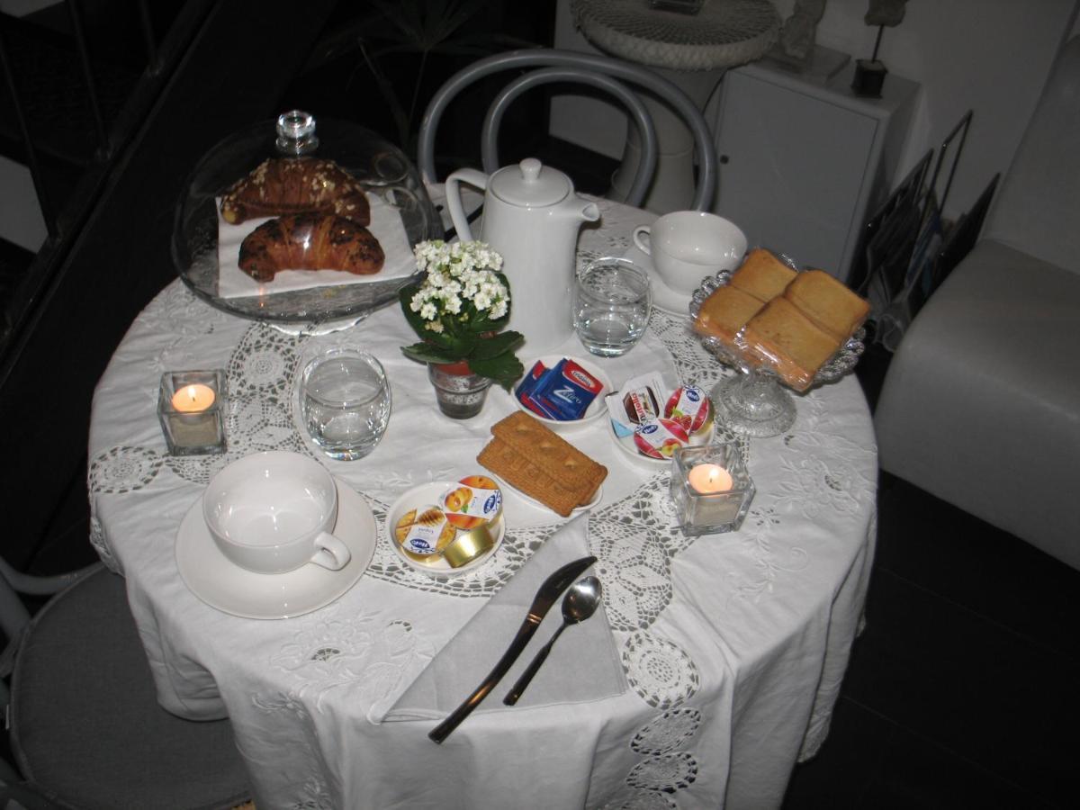 B&B Il Rustico Turate Bagian luar foto