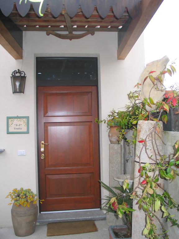 B&B Il Rustico Turate Bagian luar foto