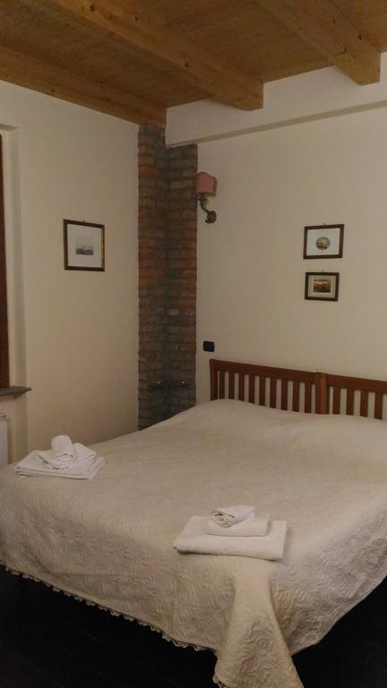 B&B Il Rustico Turate Bagian luar foto