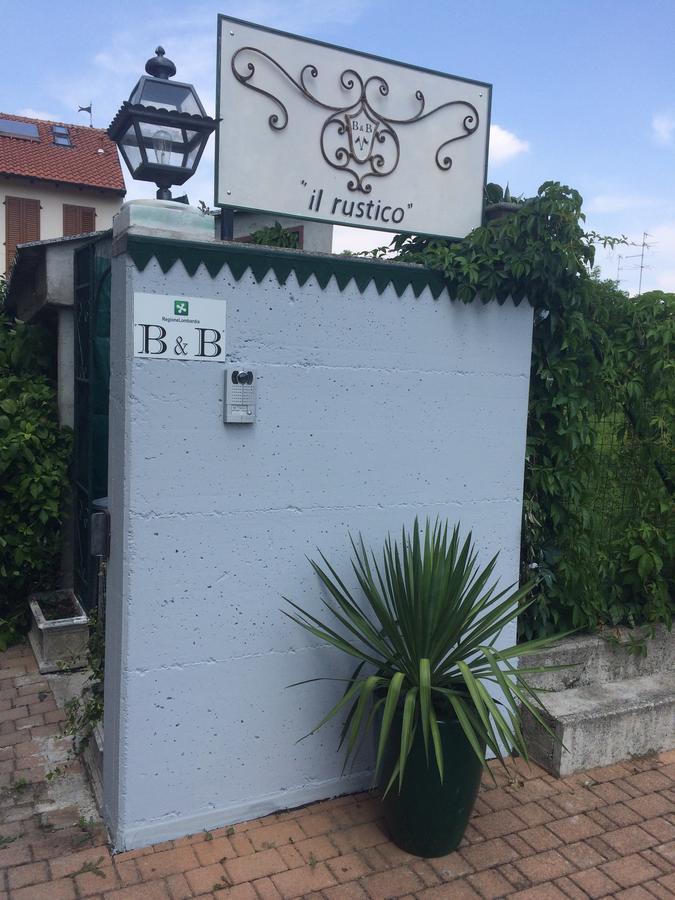B&B Il Rustico Turate Bagian luar foto