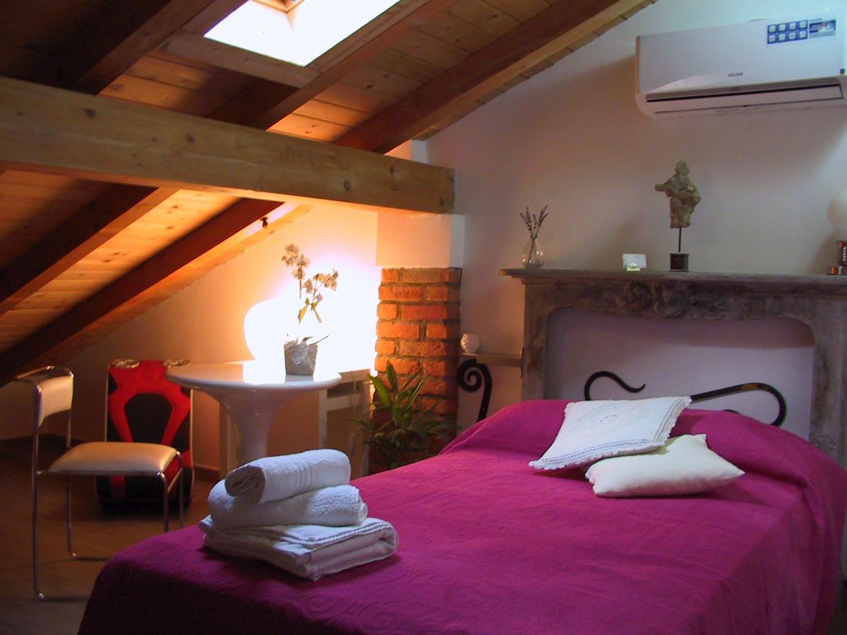 B&B Il Rustico Turate Bagian luar foto