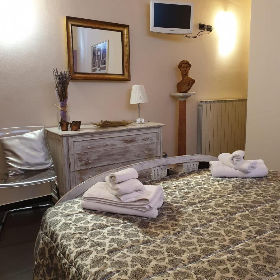 B&B Il Rustico Turate Bagian luar foto