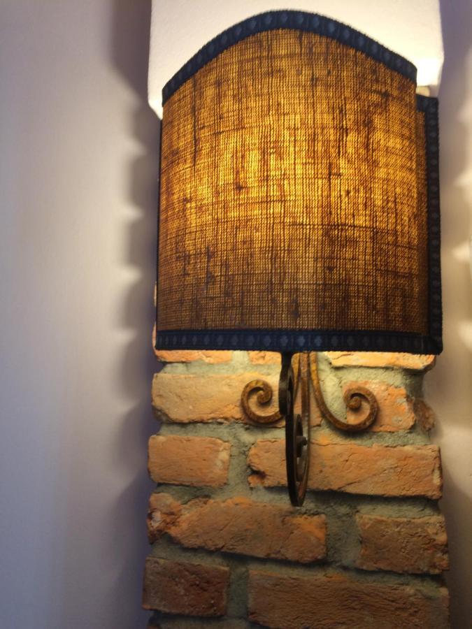 B&B Il Rustico Turate Bagian luar foto